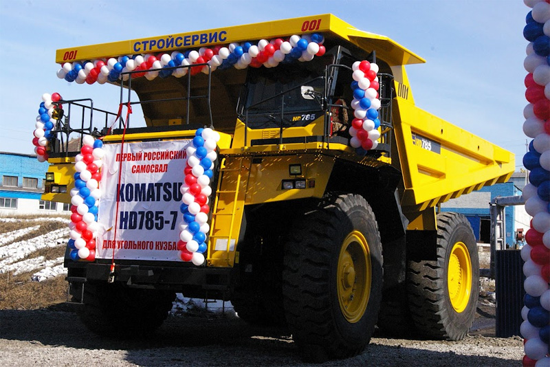 Компания Sumitec передала заказчику первый самосвал Komatsu российского производства